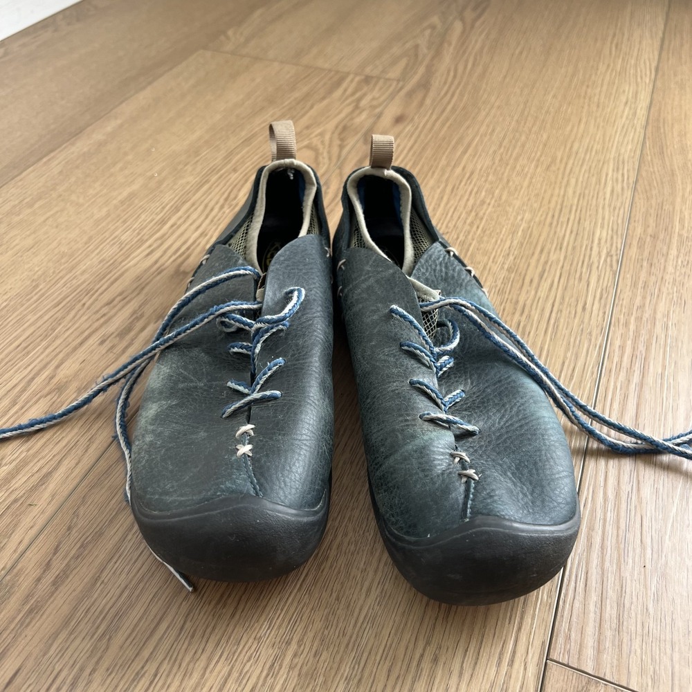 Women's Size 10 KEEN Wear Around Leather Lace Up Neoprene Leather Sneakers